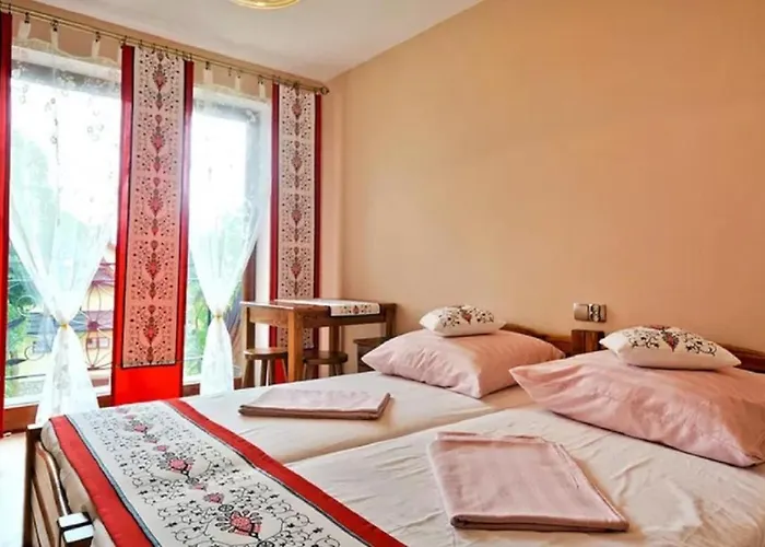 Bed & Breakfast Goralski Palacyk 3*